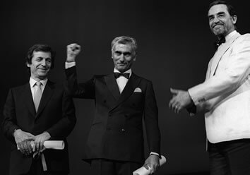Cannesta Ödül Alan Yönetmenimiz Yılmaz Güney